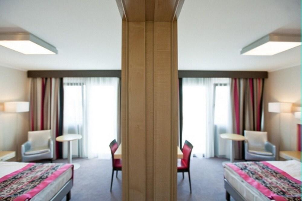 Hotel Sopron Eksteriør bilde