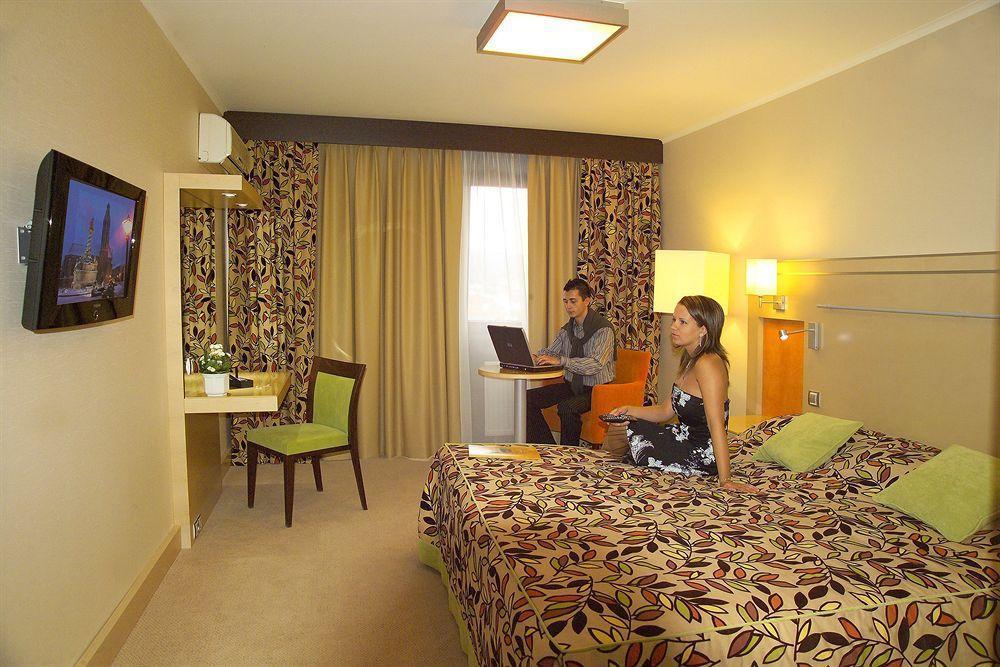 Hotel Sopron Eksteriør bilde
