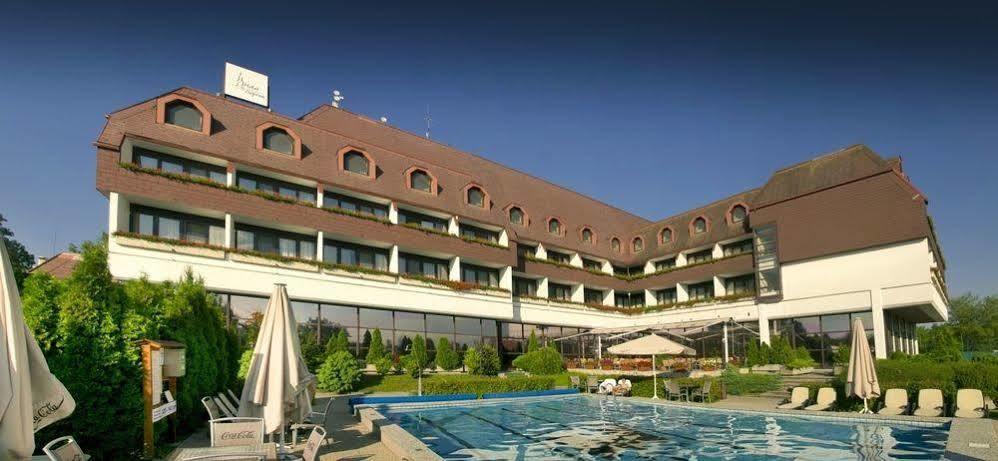 Hotel Sopron Eksteriør bilde