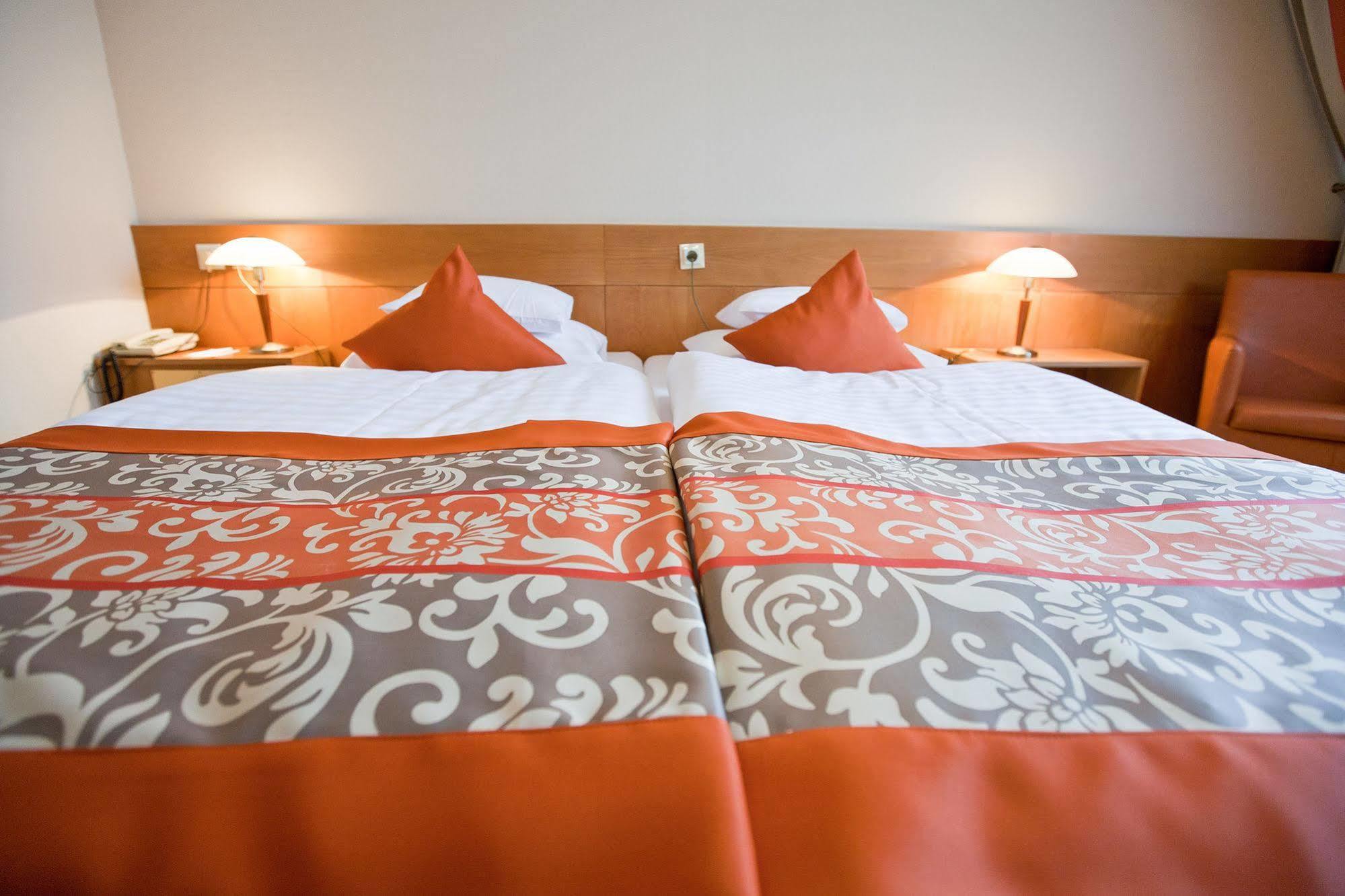 Hotel Sopron Eksteriør bilde